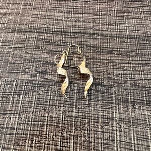 Delicate Gold Dangle Twist Fishhook Earrings